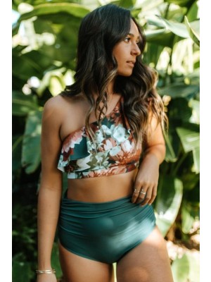 Bikini-set Mit Blumenrüsche Mit Hohem Taille Und Zweiteiligem